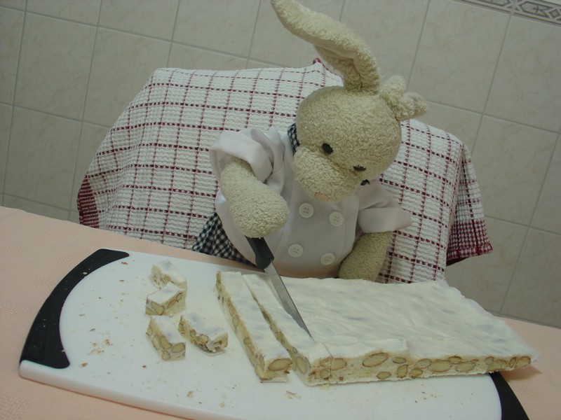 White Chocolate Marshmallow Nougat Show Picture