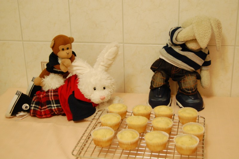 Pineapple Muffins Show Picture